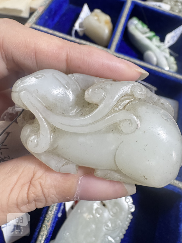 清 玉鹿衔灵芝 - 图3